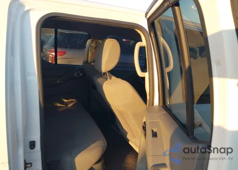 2015 Nissan Frontier Sv z USA, uszkodzony, nr VIN 1N6AD0ER7FN723661